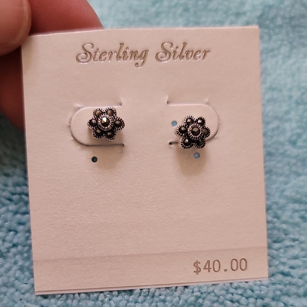 Kohl's Silver Floral Stud Earrings